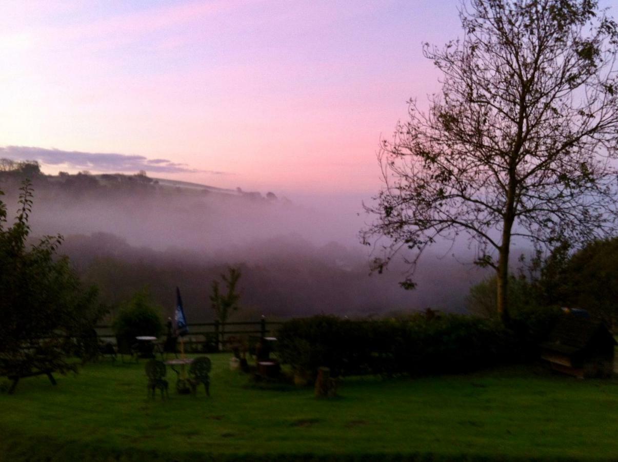 Five Saints Farmhouse B&B Pumpsaint Εξωτερικό φωτογραφία